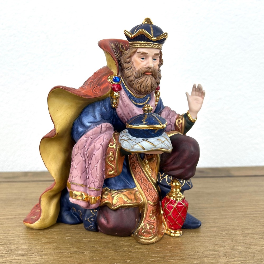 Kirkland‎ Signature #75177 Nativity Wise Man Figurine Porcelain Replacement